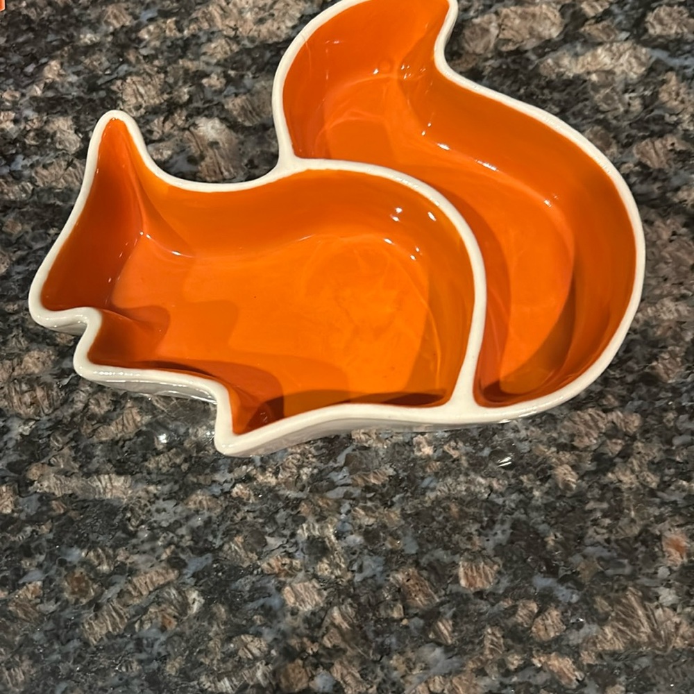 ASHLAND 7" SQUIRREL SHAPED CERAMIC BOWL NWT